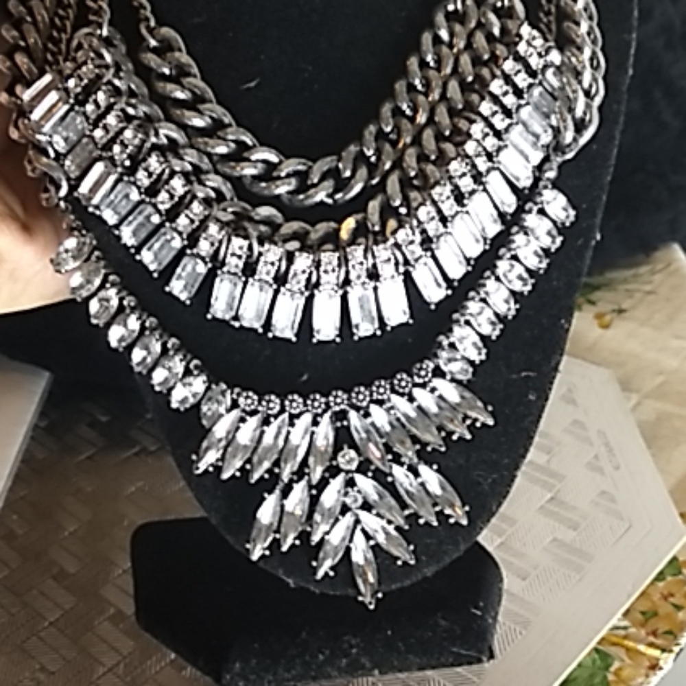 Multi strand Necklace - Picture 2 of 4
